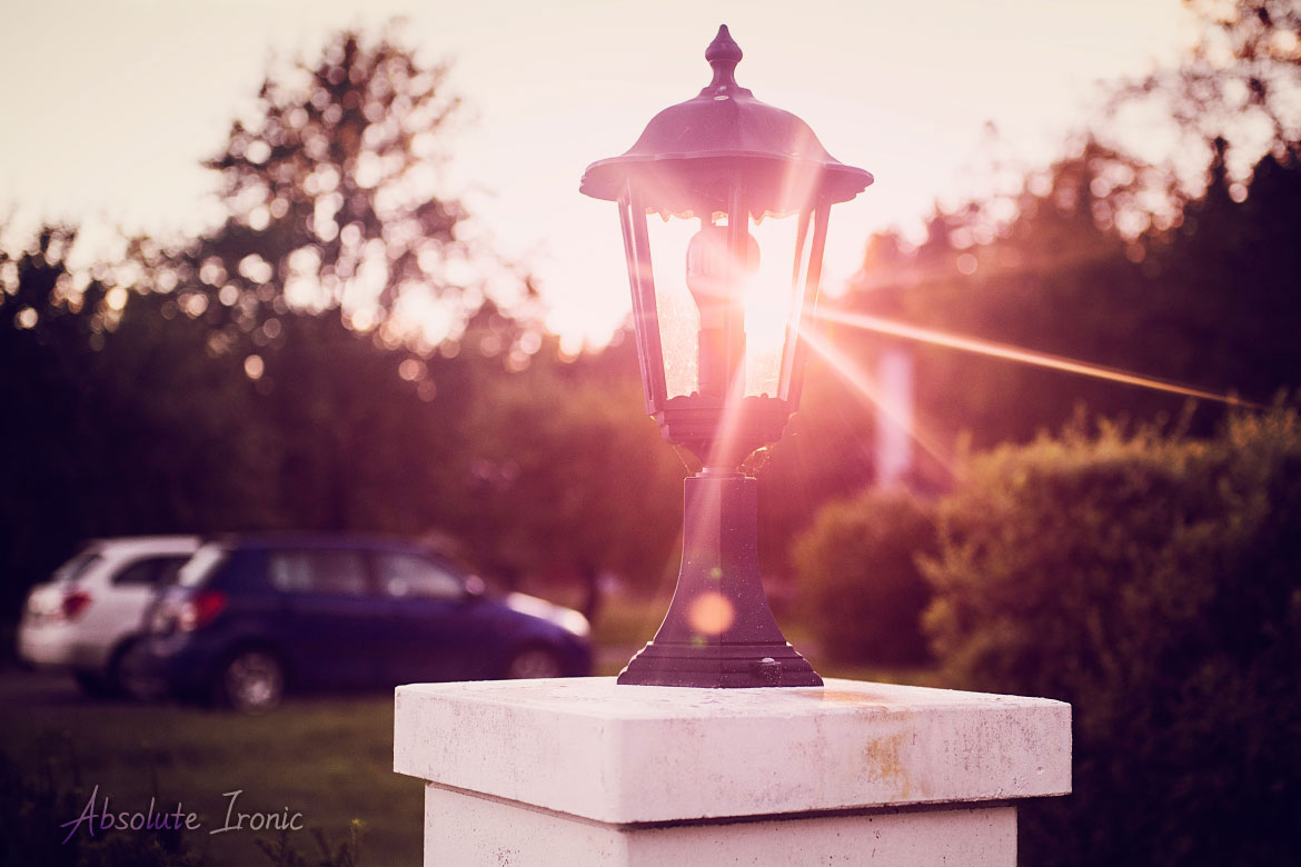 Lens flare lamp